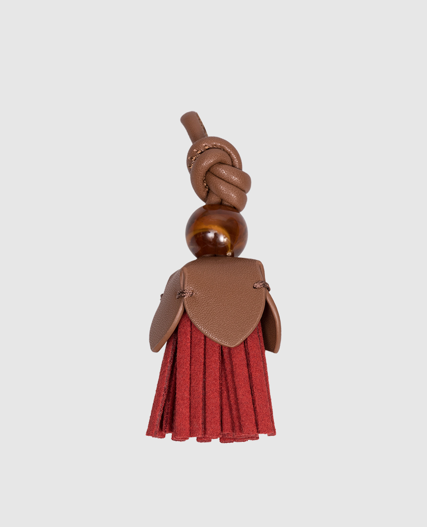 

Tessie Tassle Brown Sneaker Hanger Nokwol