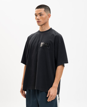 Vetements Black t-shirt with logo print ME76TR148Bm