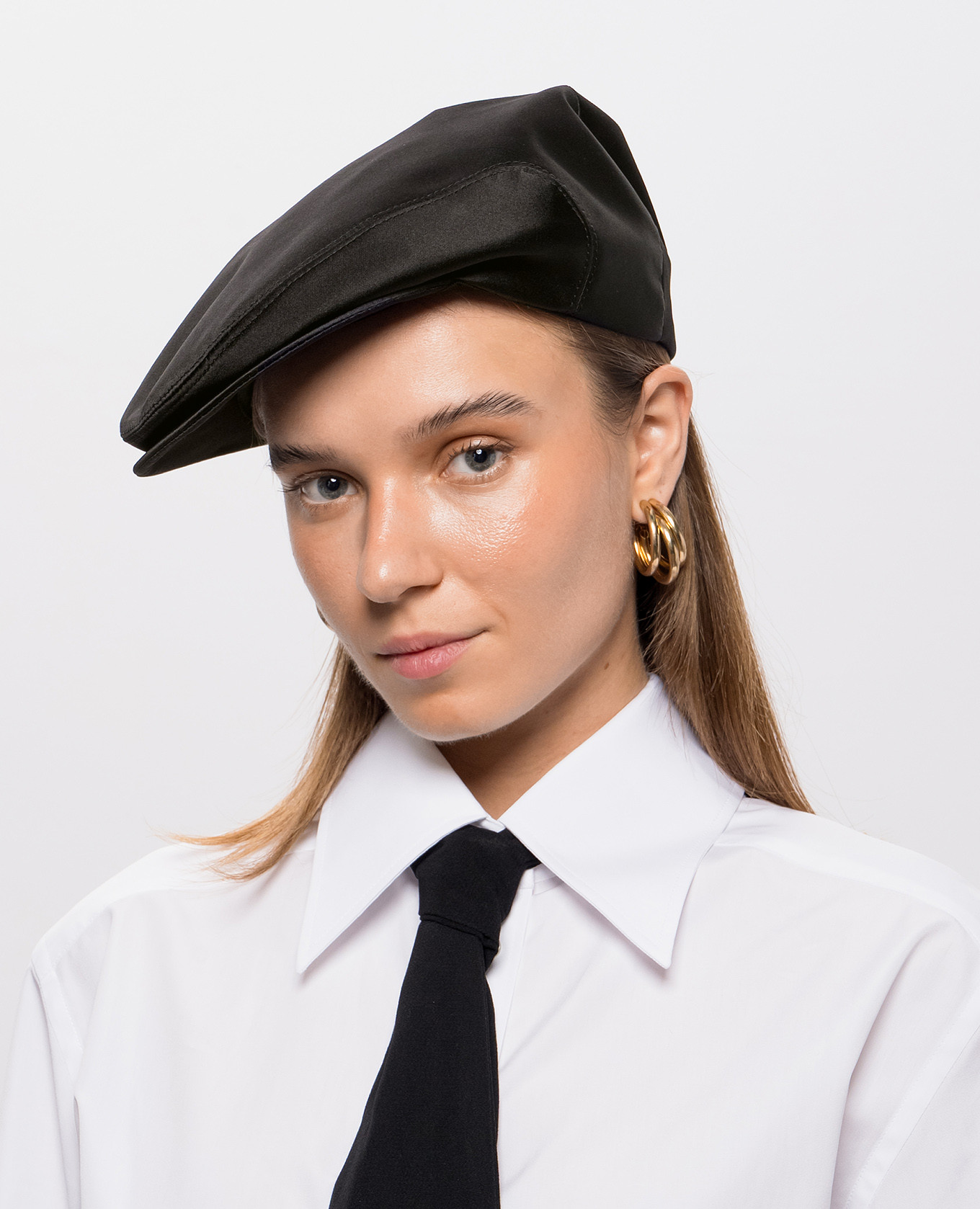 Black cap with silk Dolce&Gabbana 2