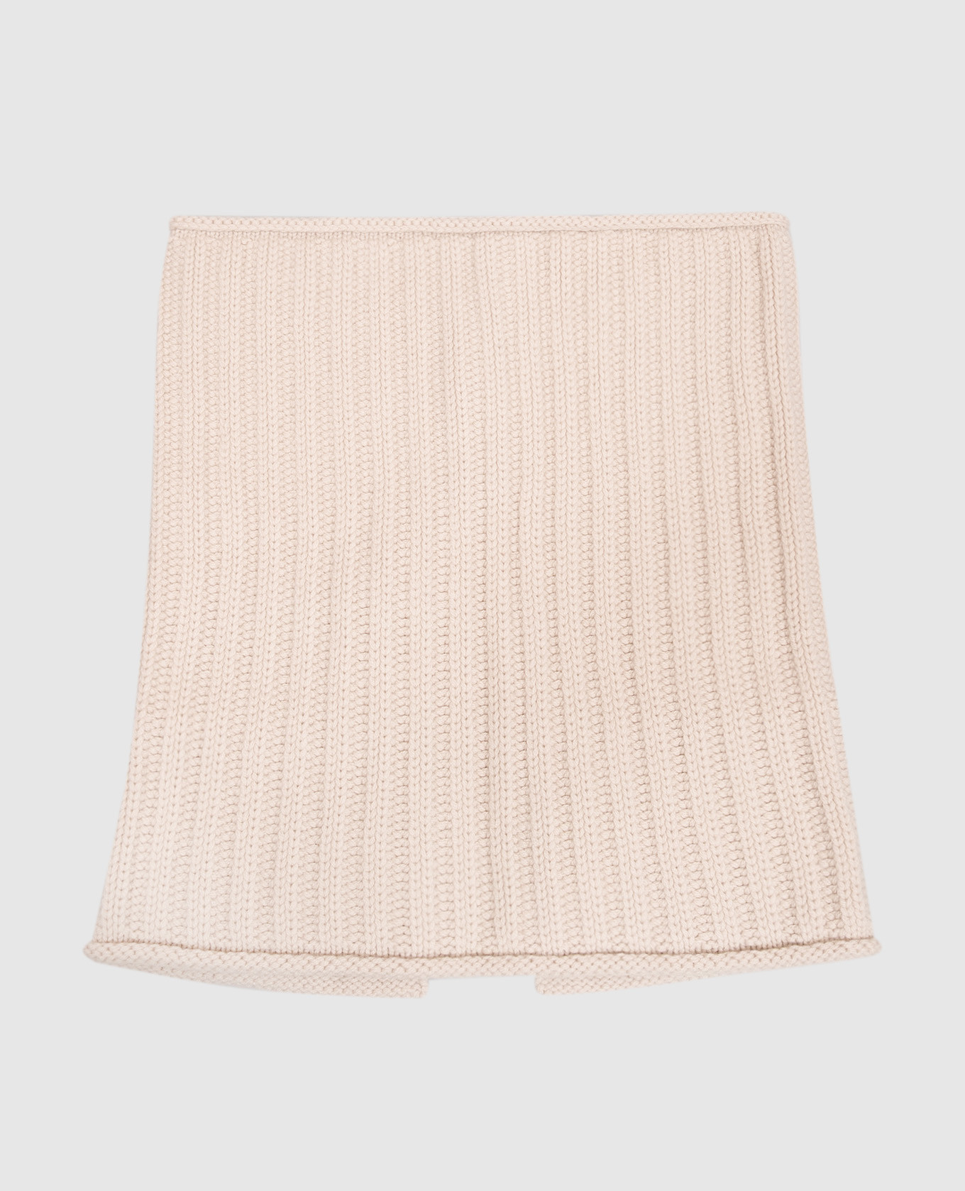 Beige ribbed cashmere buff