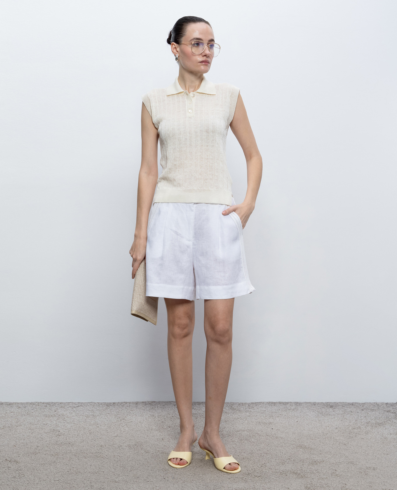 

Beige top with linen Peserico