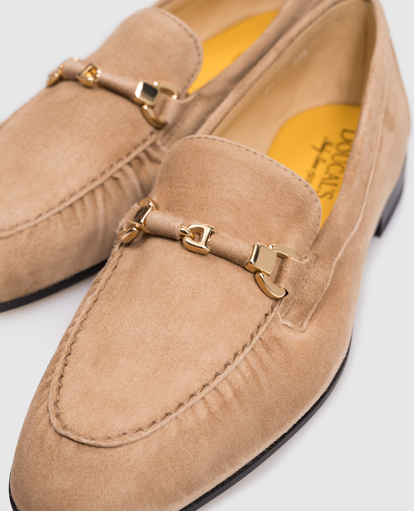 

Beige suede loafers Doucal's