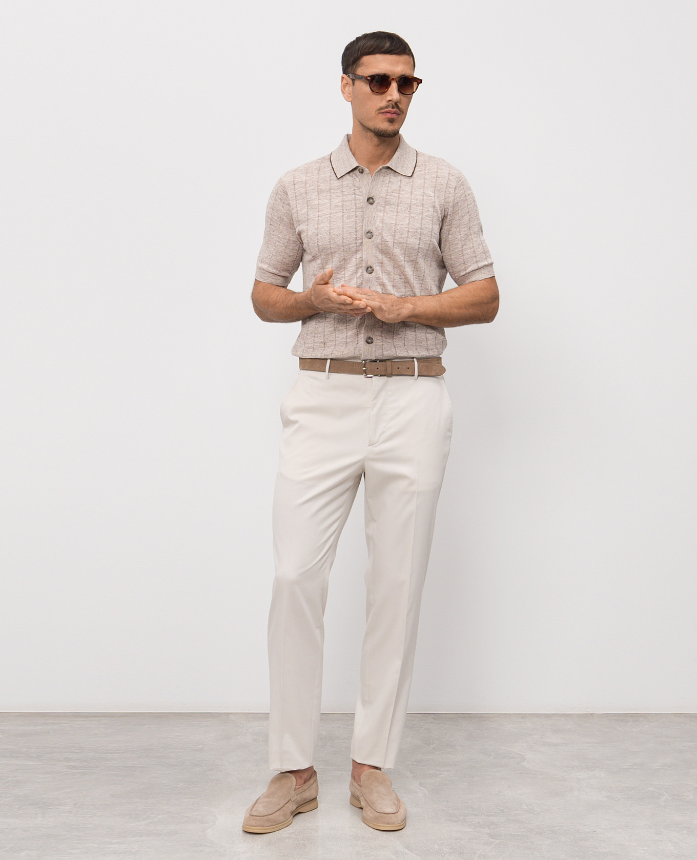 

Beige linen shirt Peserico