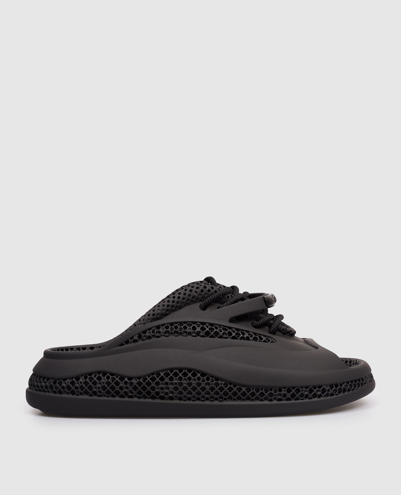 

Black flip-flops with a felt logo 2AM