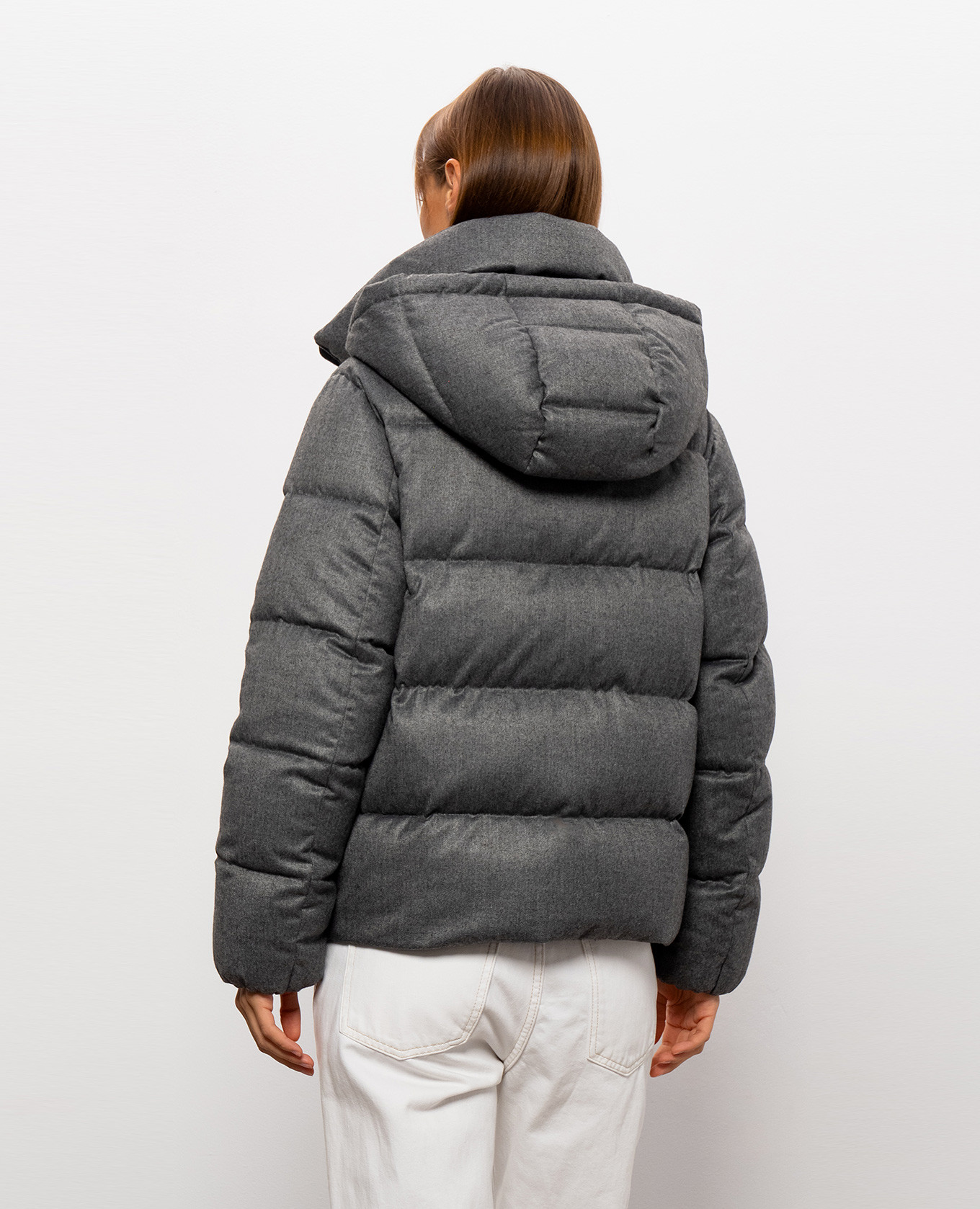 Gray down jacket with monil chain Peserico 4