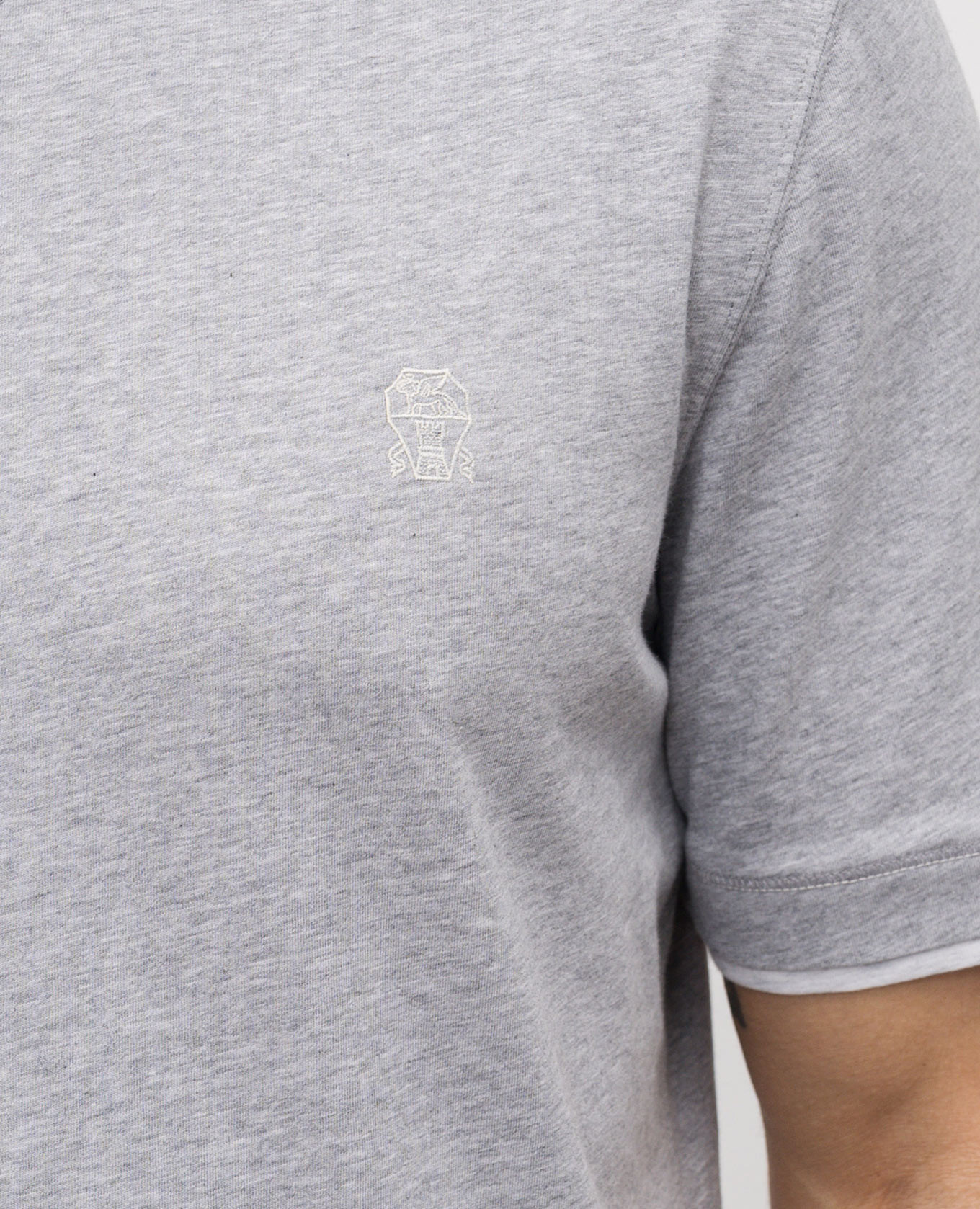 

Gray T-shirt with embroidered emblem Brunello Cucinelli, Grey