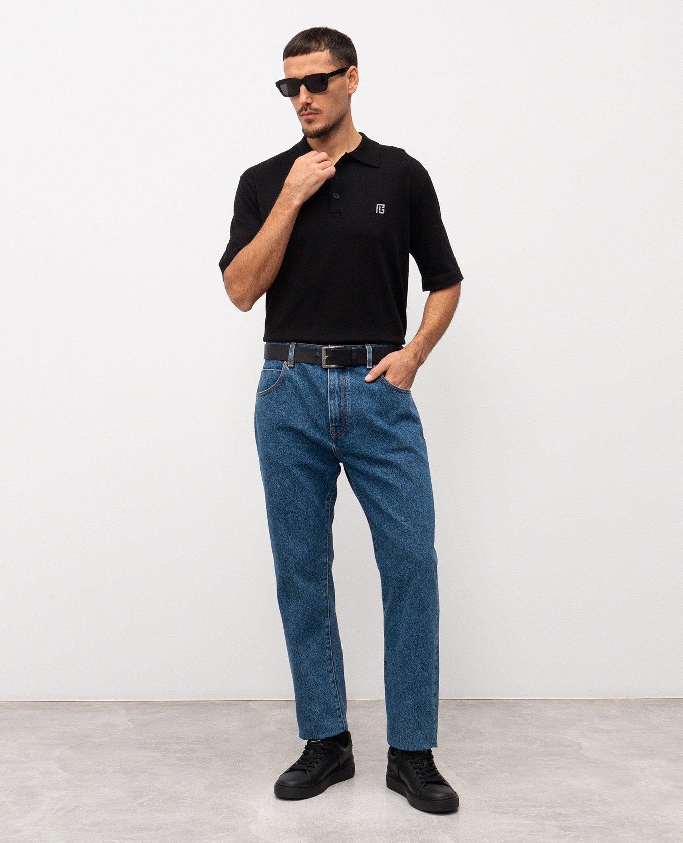 Black polo with emblem pattern Balmain 2