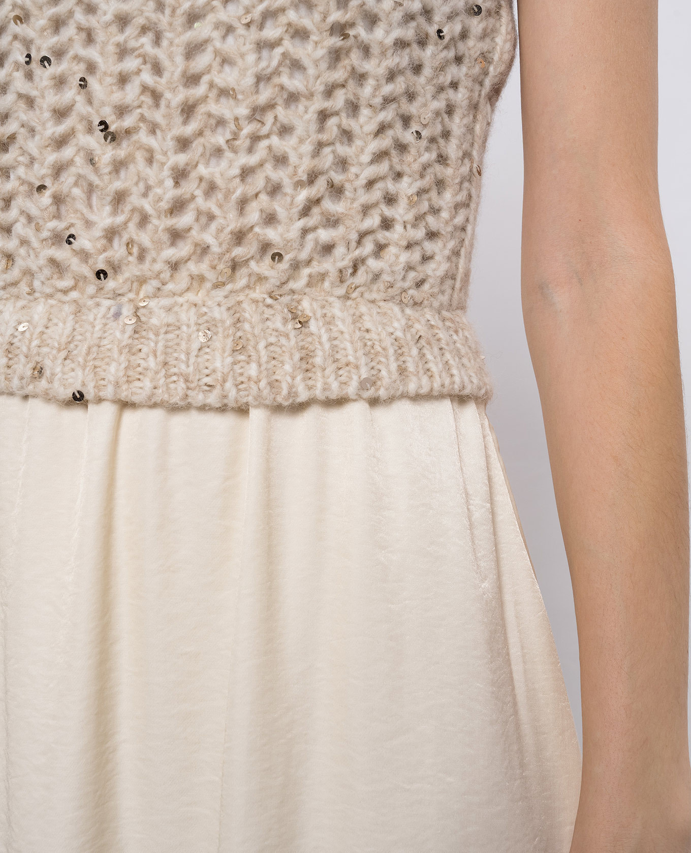 

Beige midi dress with alpaca wool Peserico