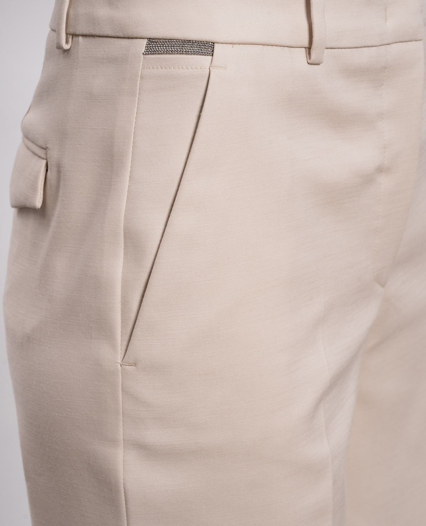 Beige pants with a monil chain Peserico 5