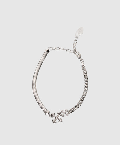 Silver chain bracelet with emblem