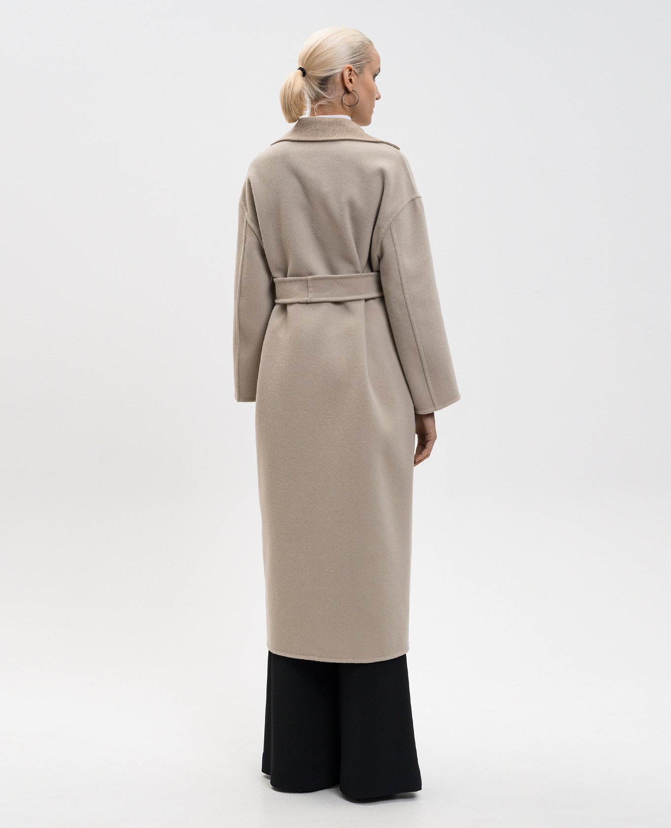 

Gray wool coat with a smell Heresis, Grey