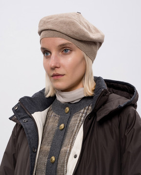 Brunello Cucinelli Beige cashmere hat with monil chain M12202889