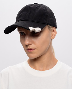 Vetements Black cap with built-in bottle opener UH76CA550B