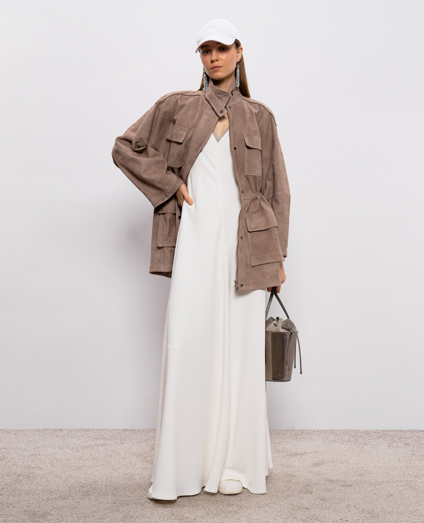 

White maxi dress with monil chain Brunello Cucinelli