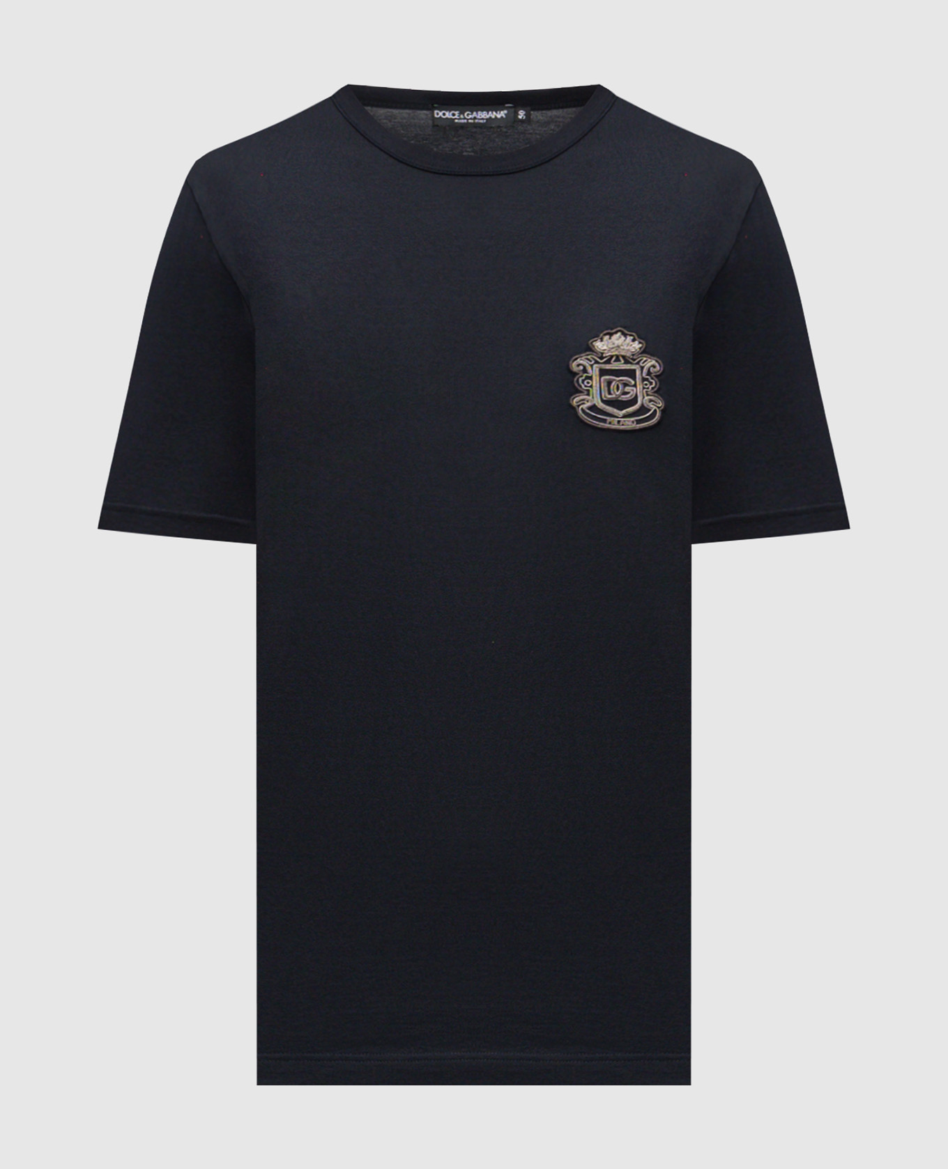 Blue t-shirt with logo patch
