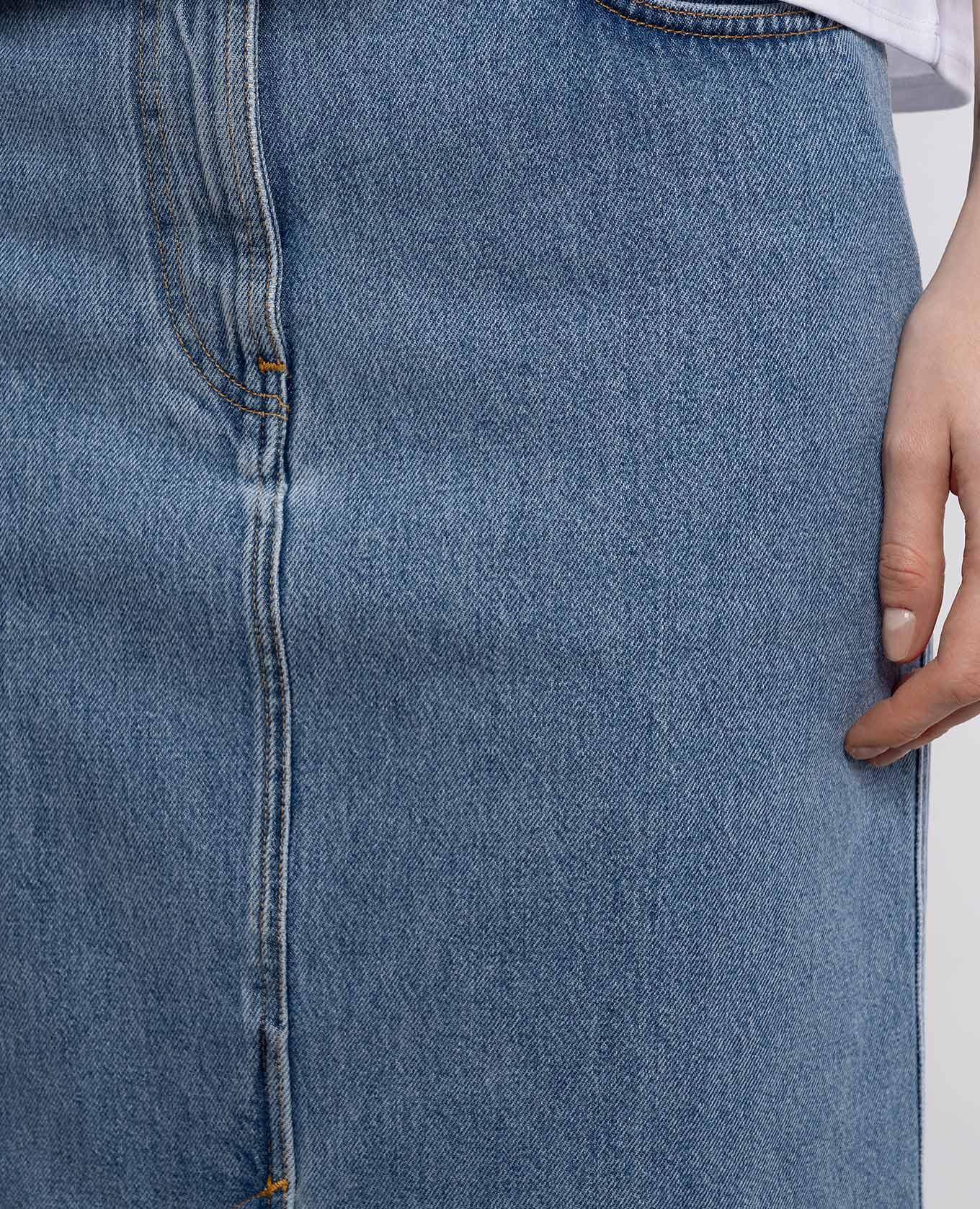 Blue denim skirt RONA Loulou de Saison 5