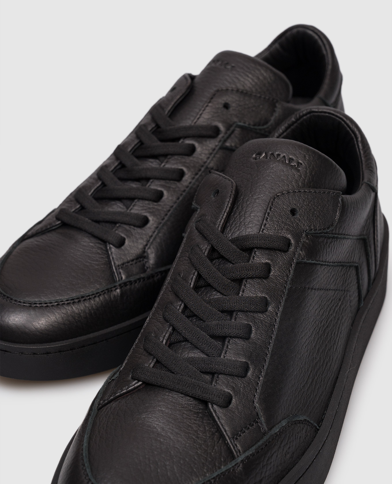 

Black leather sneakers with logo Canali