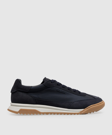 Blaue Sneaker mit Logo-Prägung
