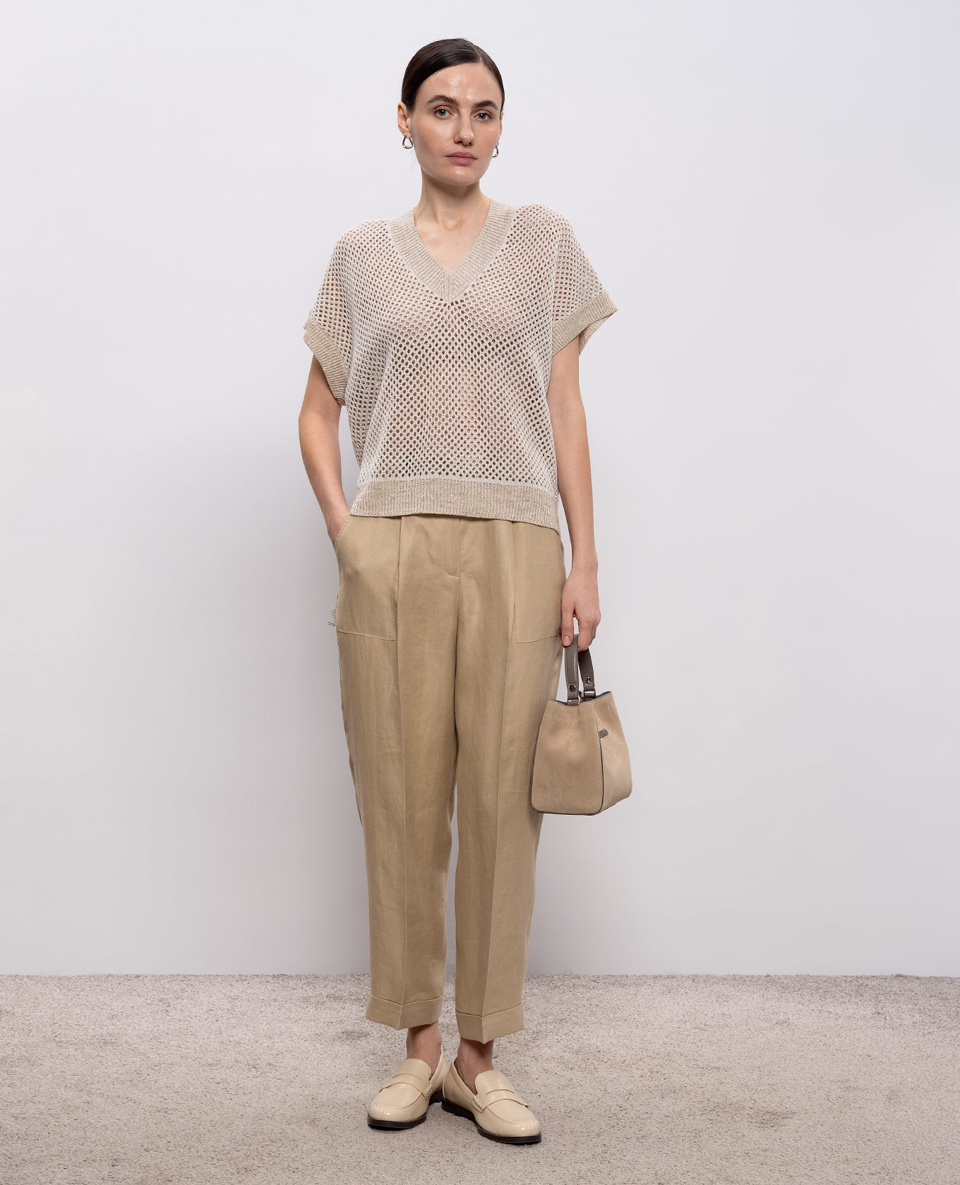 

Beige linen pants Peserico