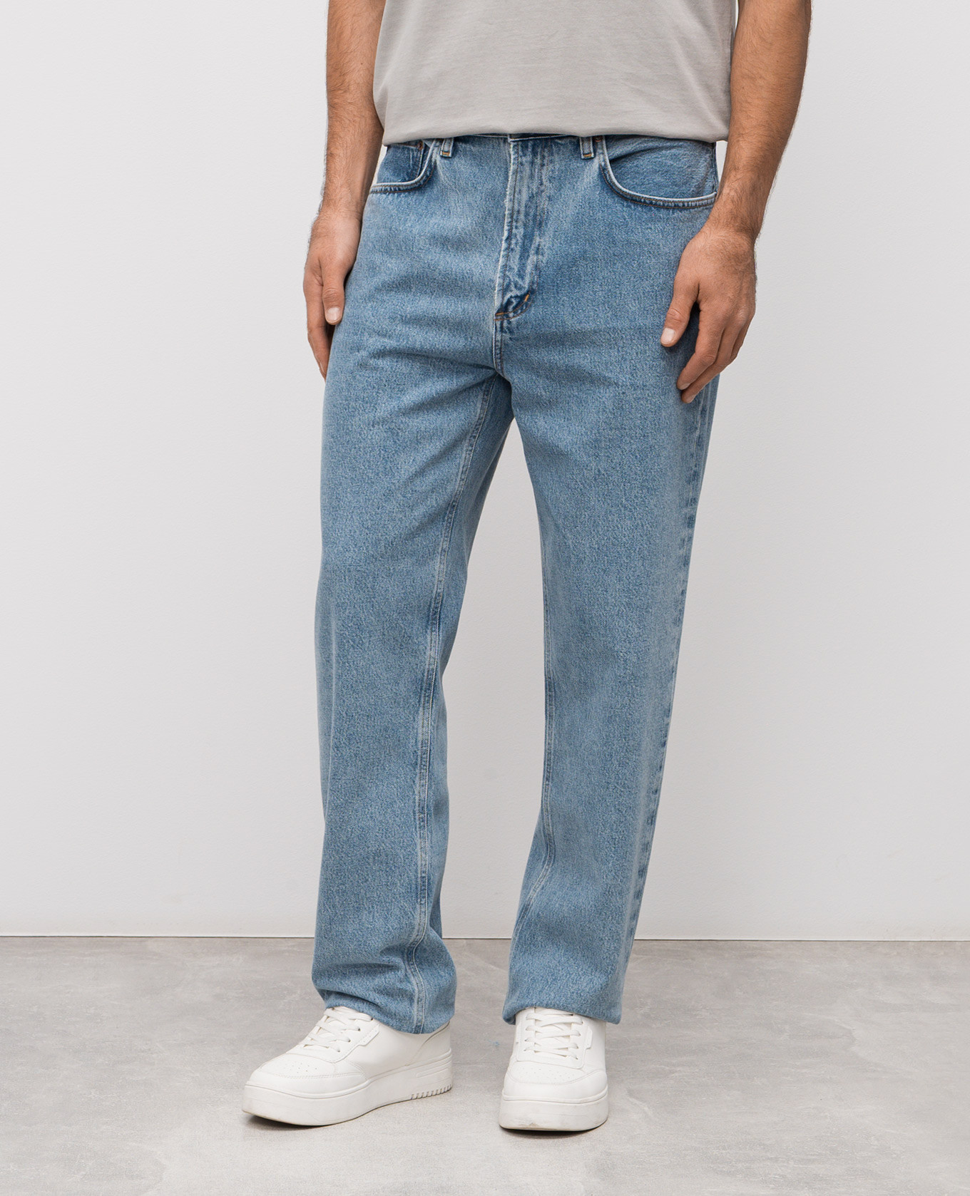 

Blue jeans with a worn effect AGOLDE, Light blue