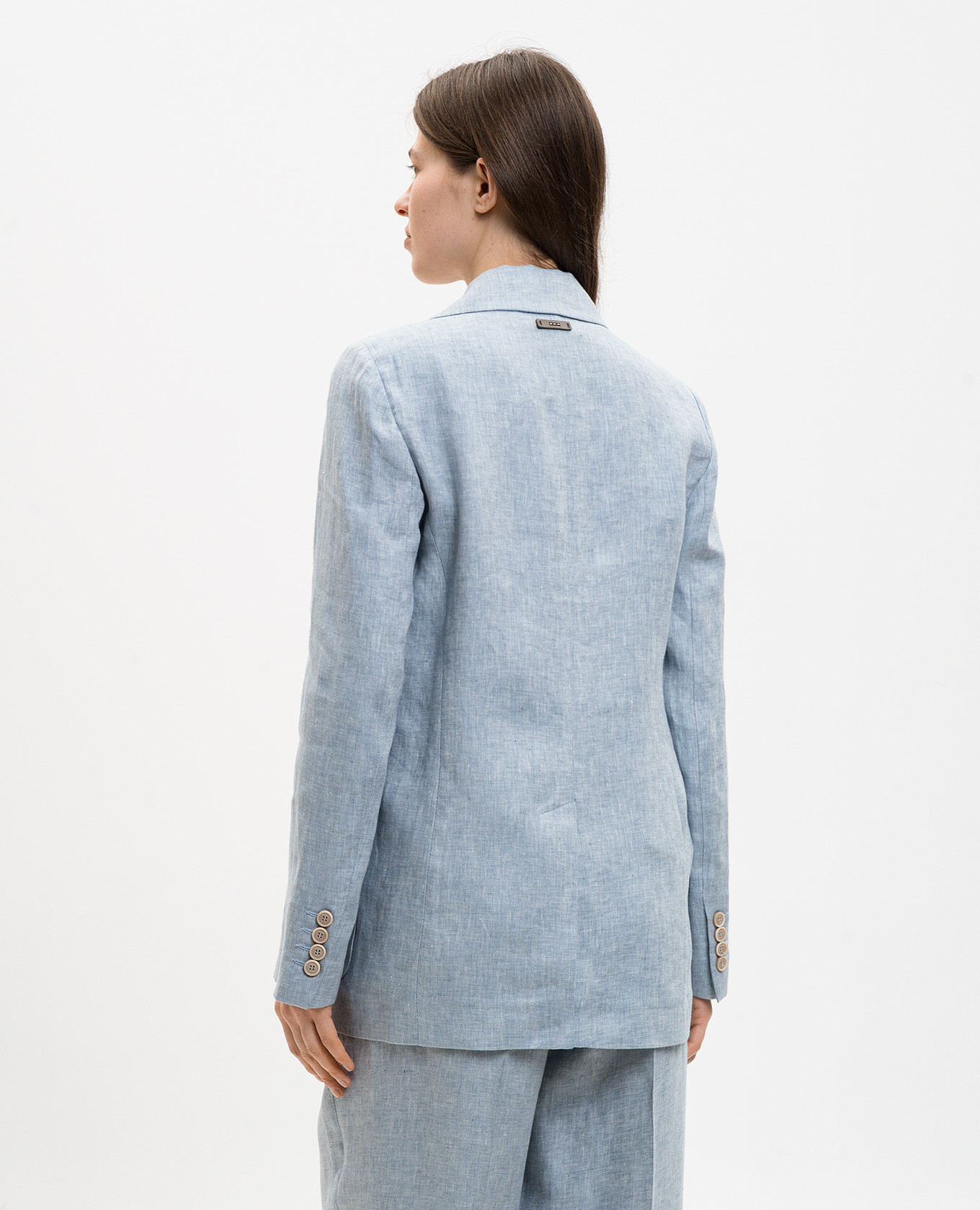 Blue linen jacket with monil chain Peserico 4
