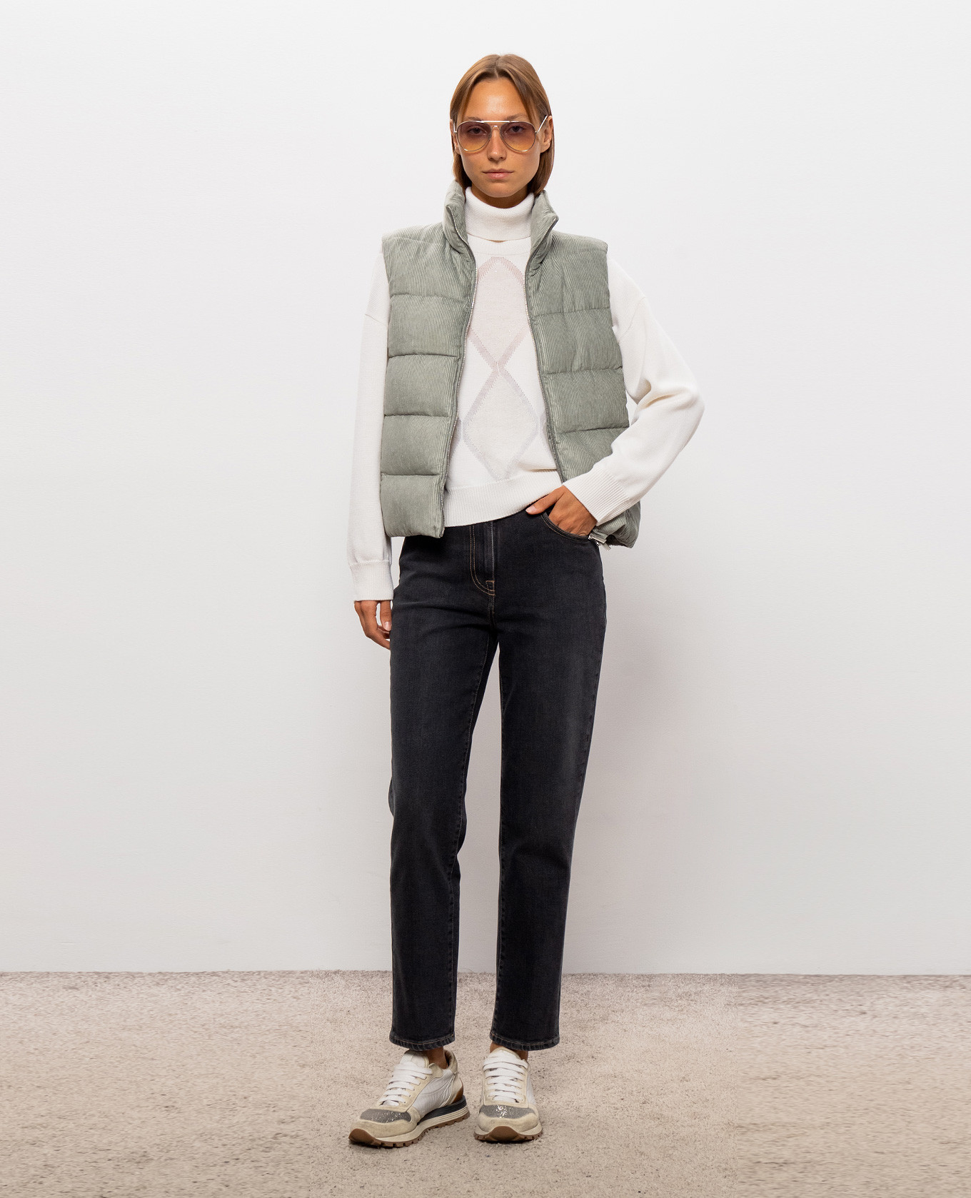 Green corduroy down vest Peserico 2