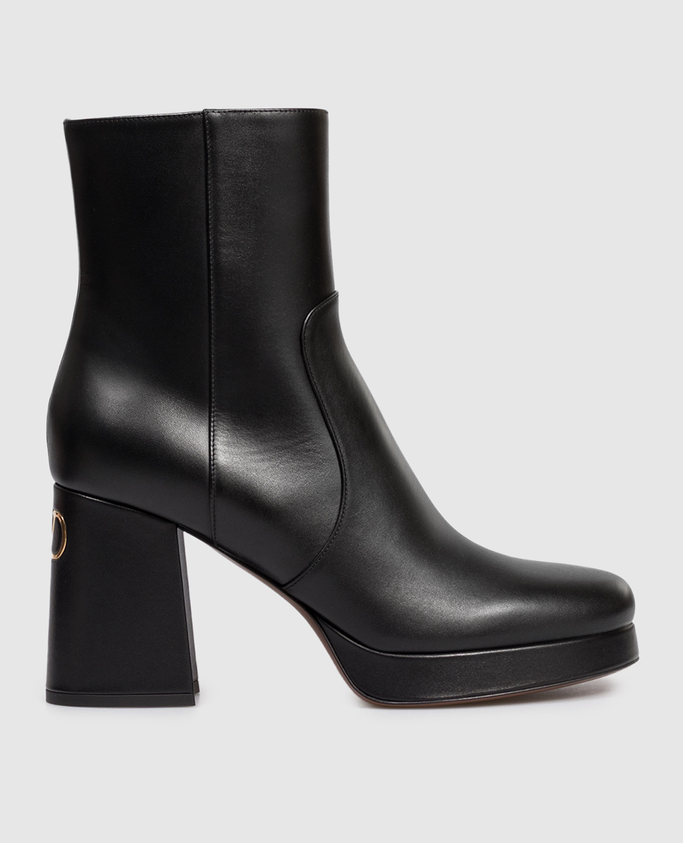 

Fawcette black leather ankle boots Valentino