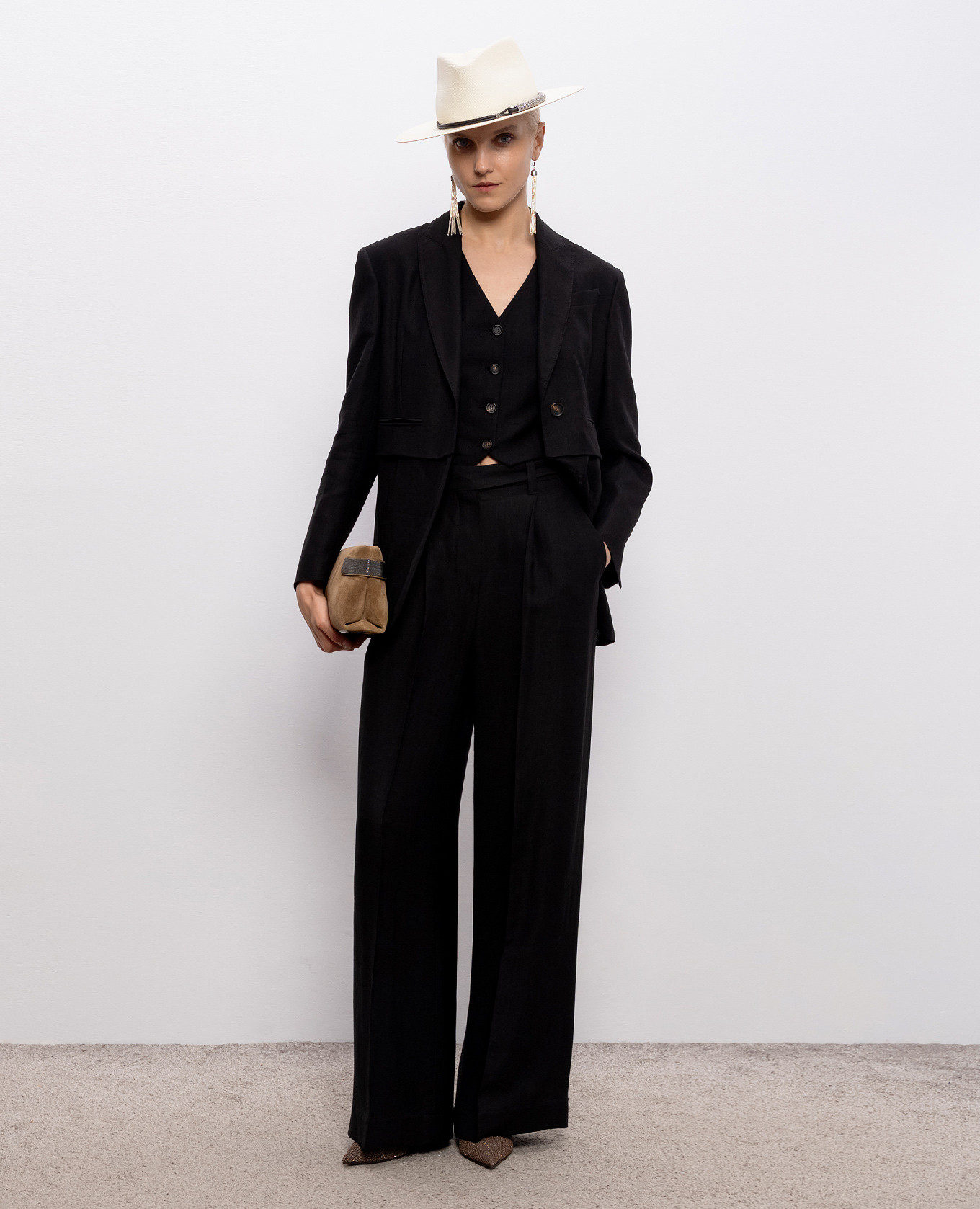 

Black jacket with linen Brunello Cucinelli