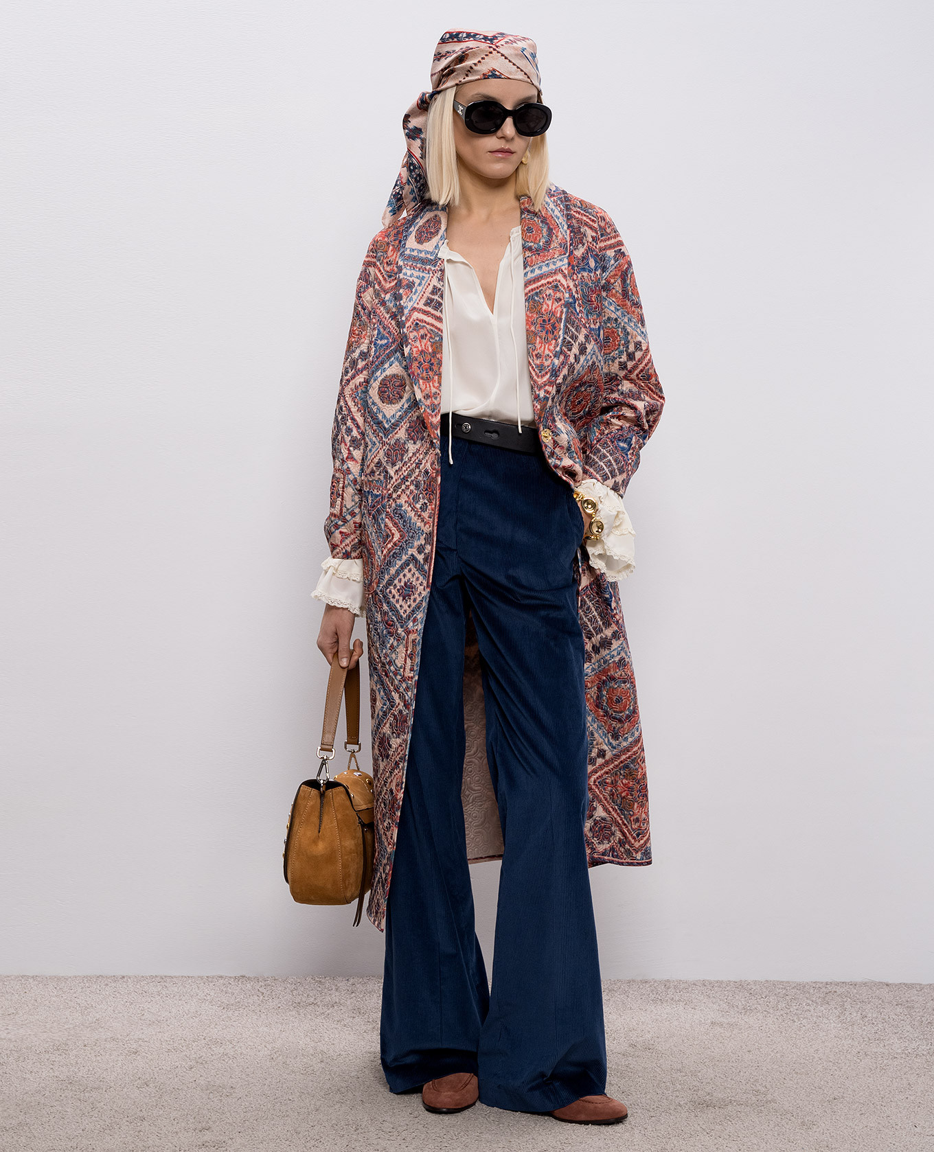 White silk blouse MENDOZA Momoni 2