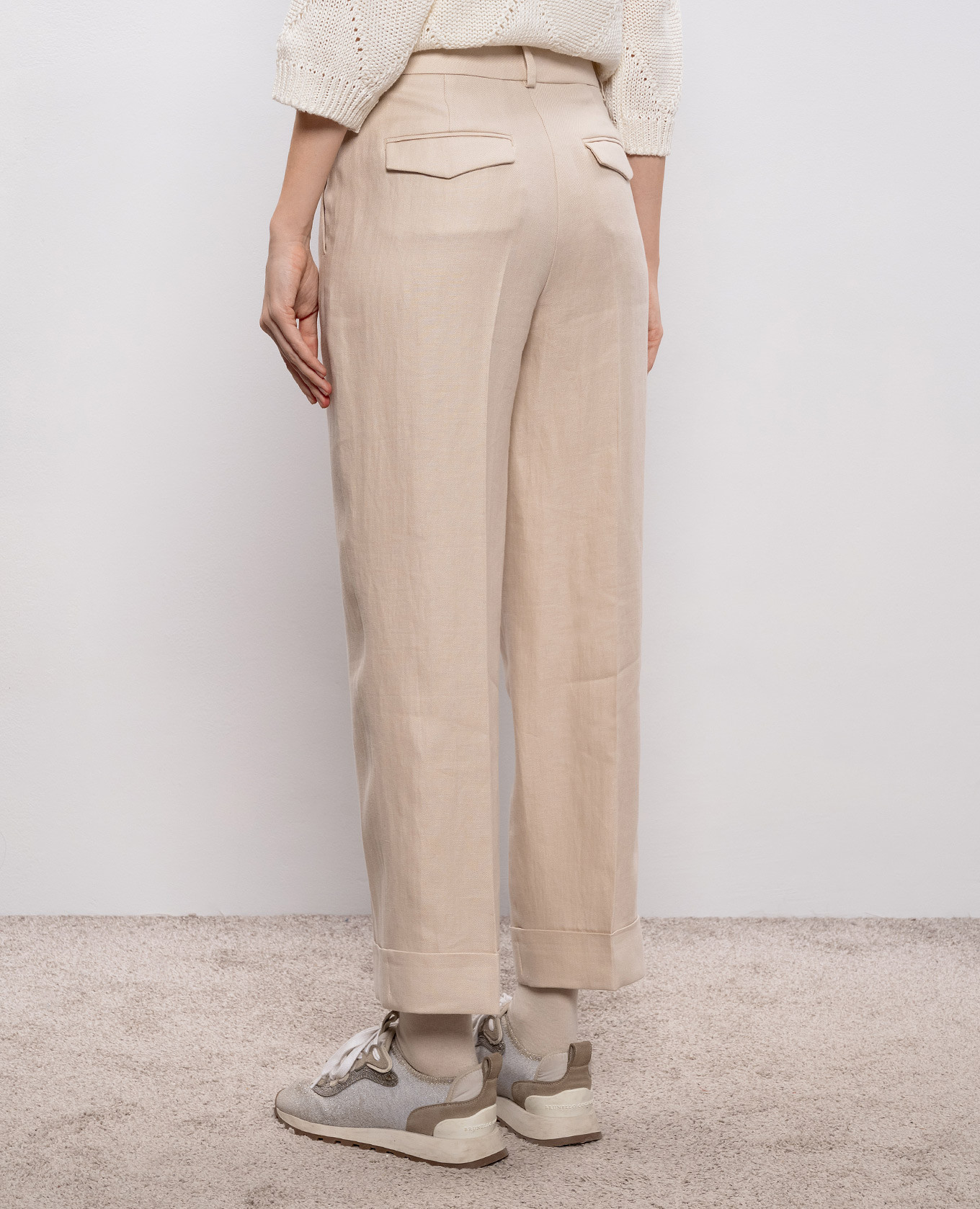 

Beige linen pants Peserico