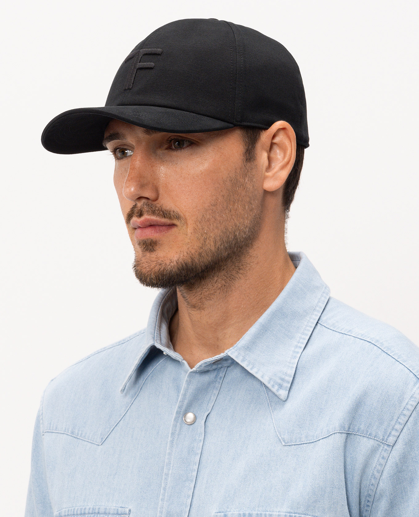 Black cap with monogram embroidery Tom Ford 2