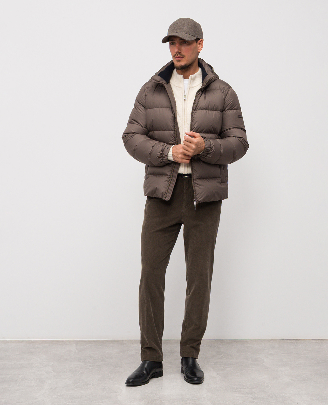 White merino wool cardigan Cashmere&Whiskey 2