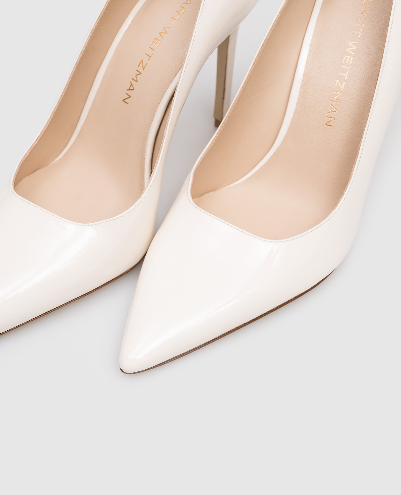 Stuart white patent leather shoes Stuart Weitzman 5