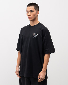 Vetements Black T-shirt with contrasting print of the inscription ME76TR225B