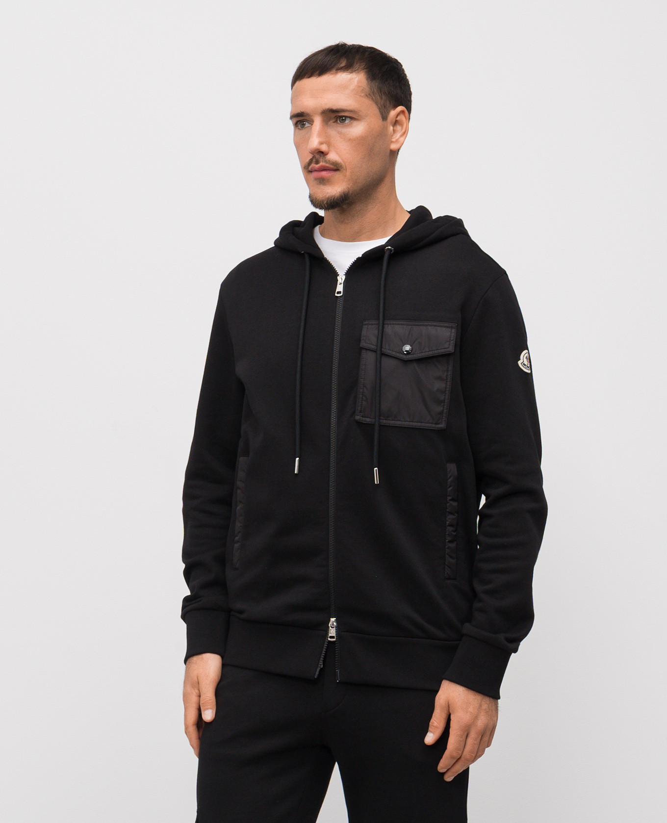 

Black sports jacket with logo Moncler