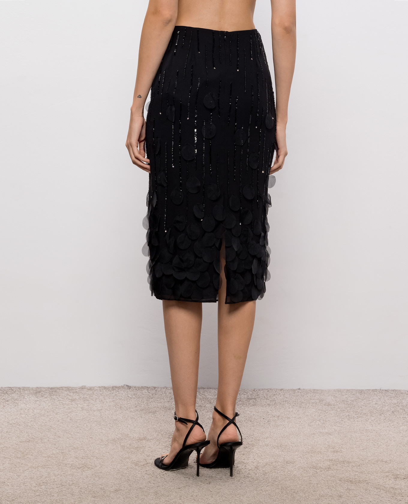 Black skirt Twinset 4