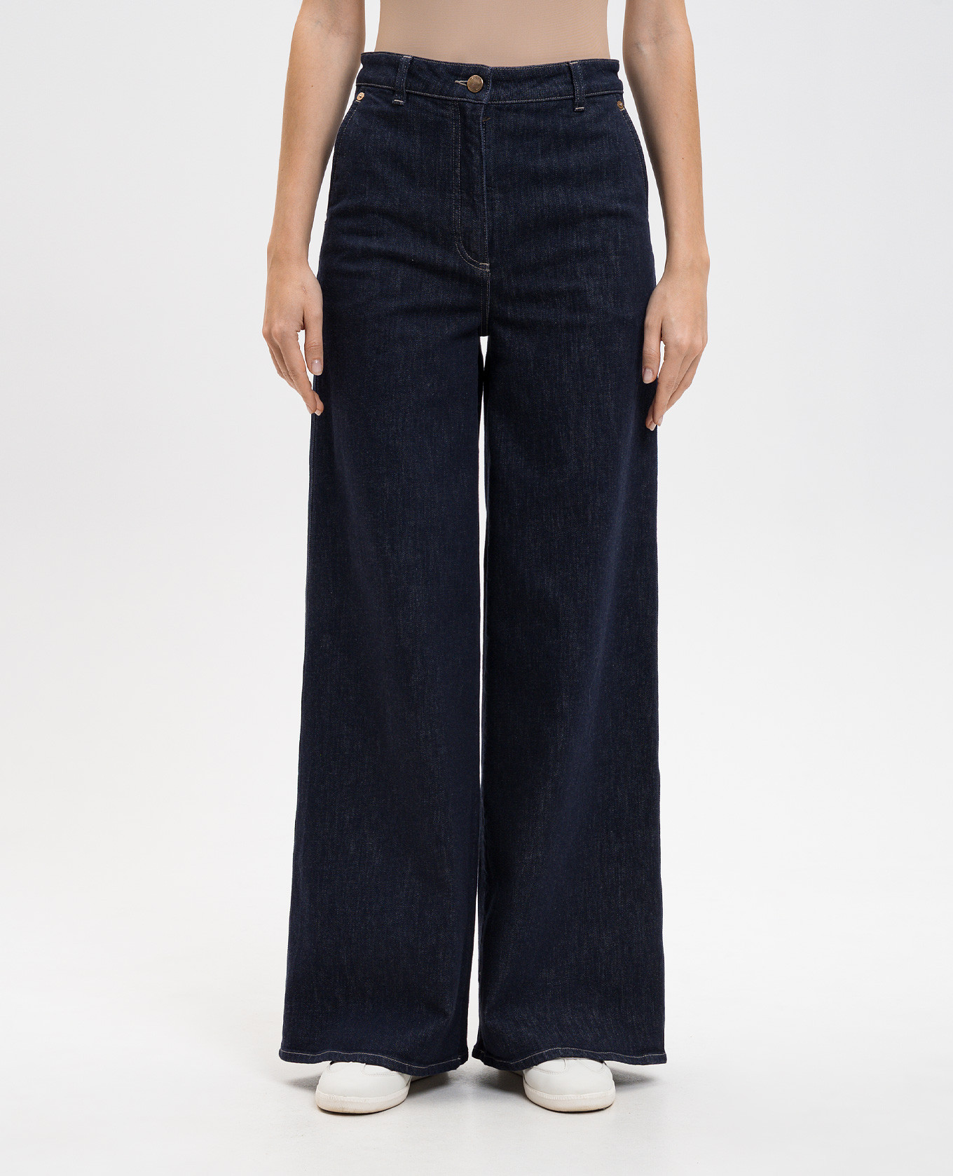 Blue jeans with logo patch Agnona 3