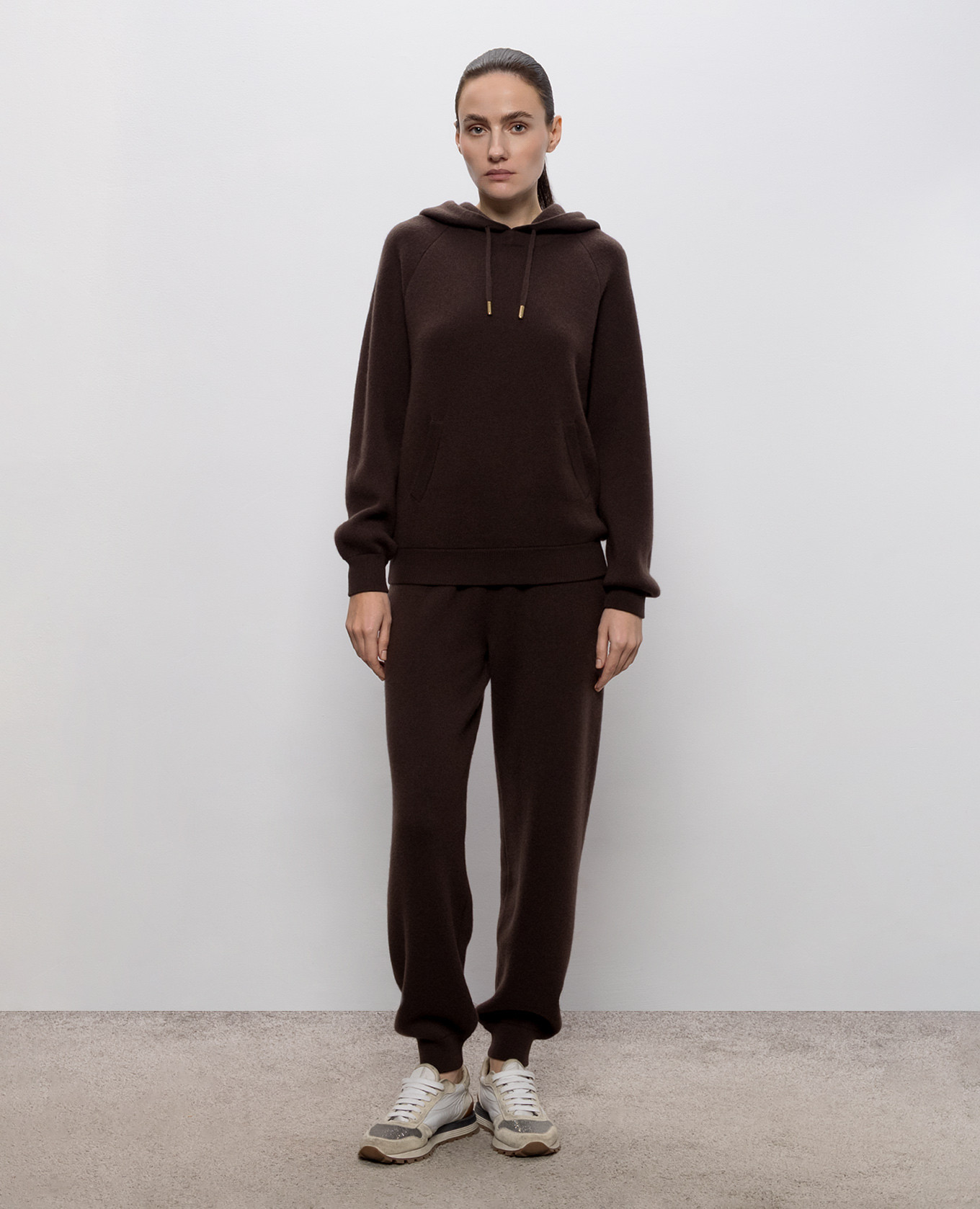 Brown tracksuit Babe Pay Pls 3