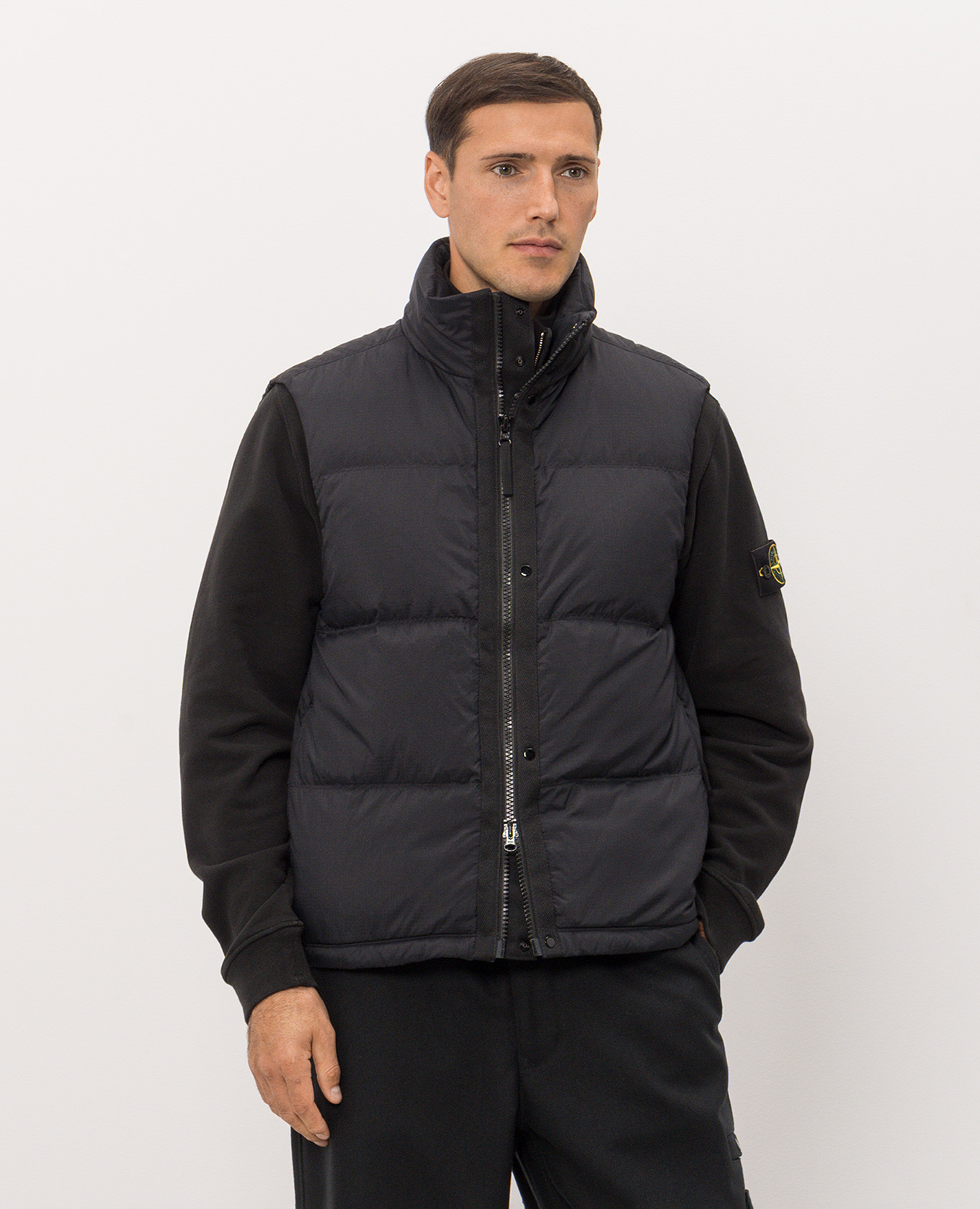 Black down vest with logo patch Stone Island 3
