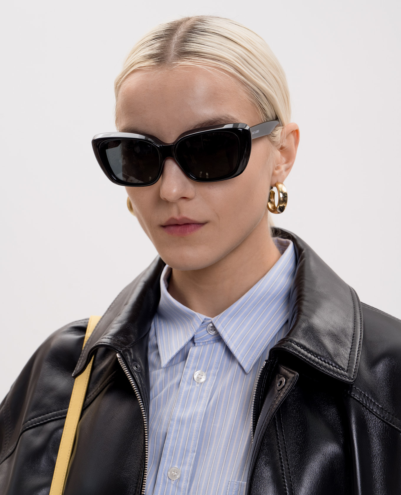 Black sunglasses with logo print Saint Laurent 2