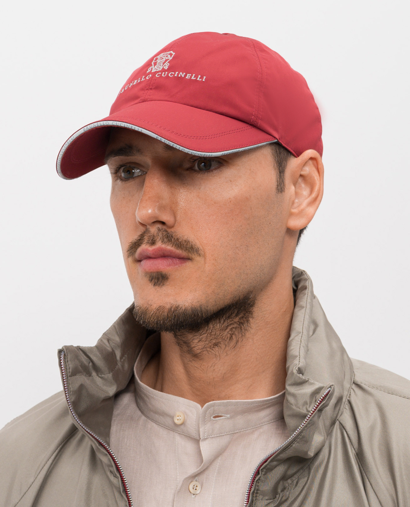 

Red cap with logo embroidery Brunello Cucinelli