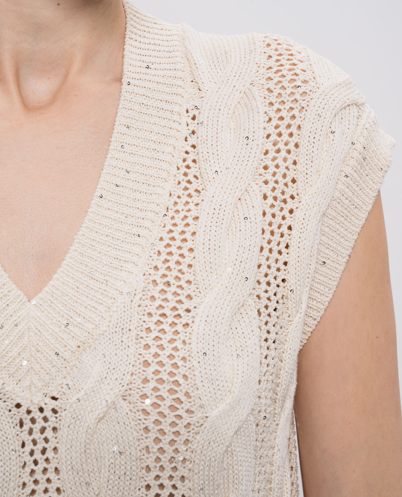 Beige vest with sequin pattern Peserico 5