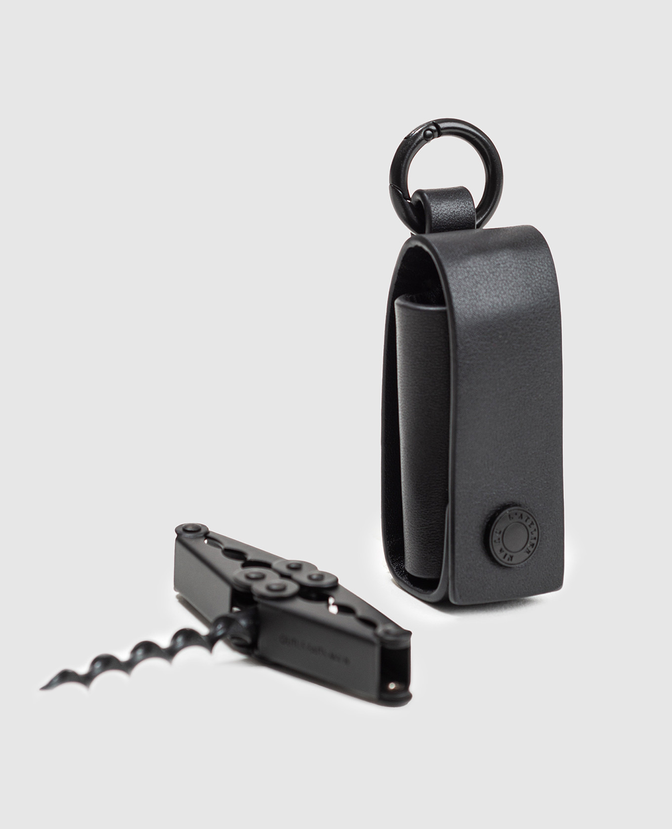 

Black vintage pocket corkscrew L`atelier du vin