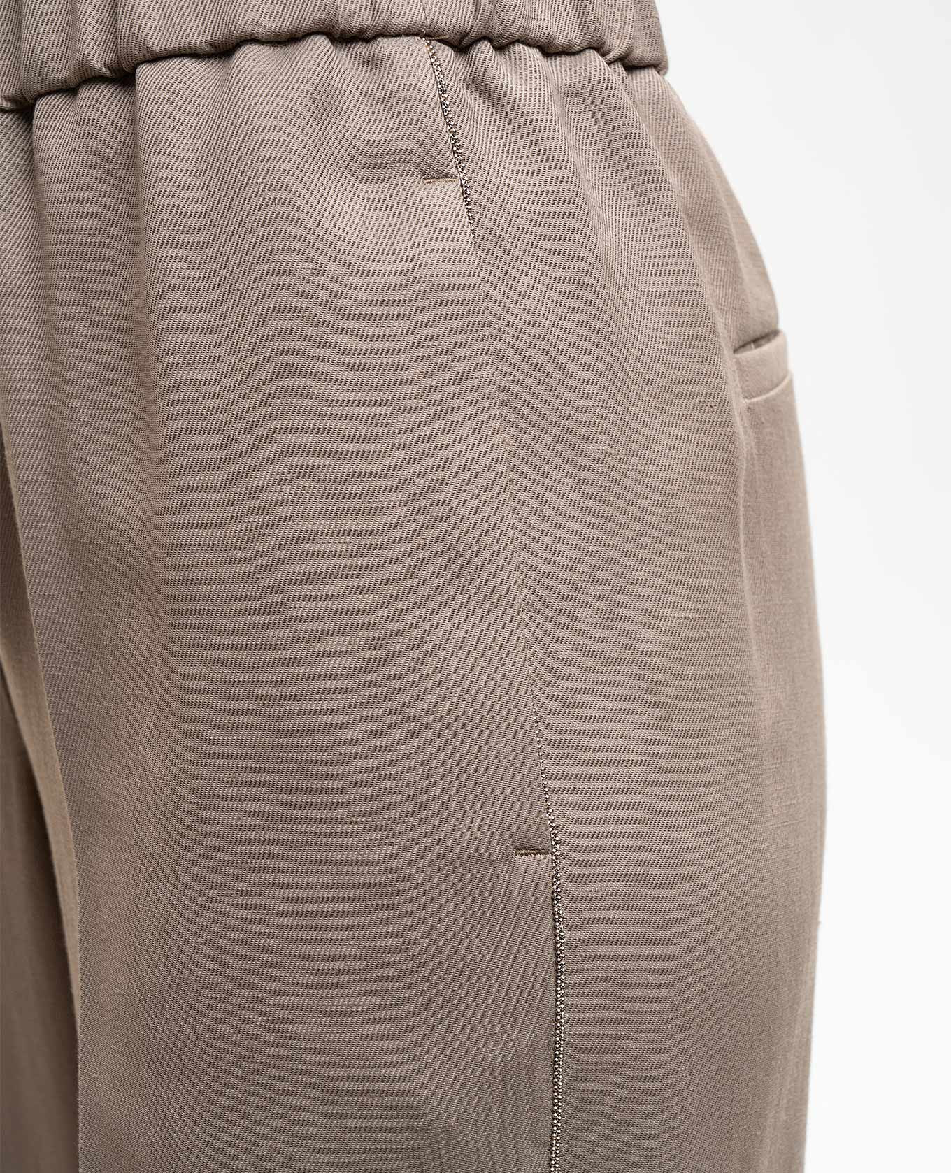 Beige linen pants with monil chain Peserico 5