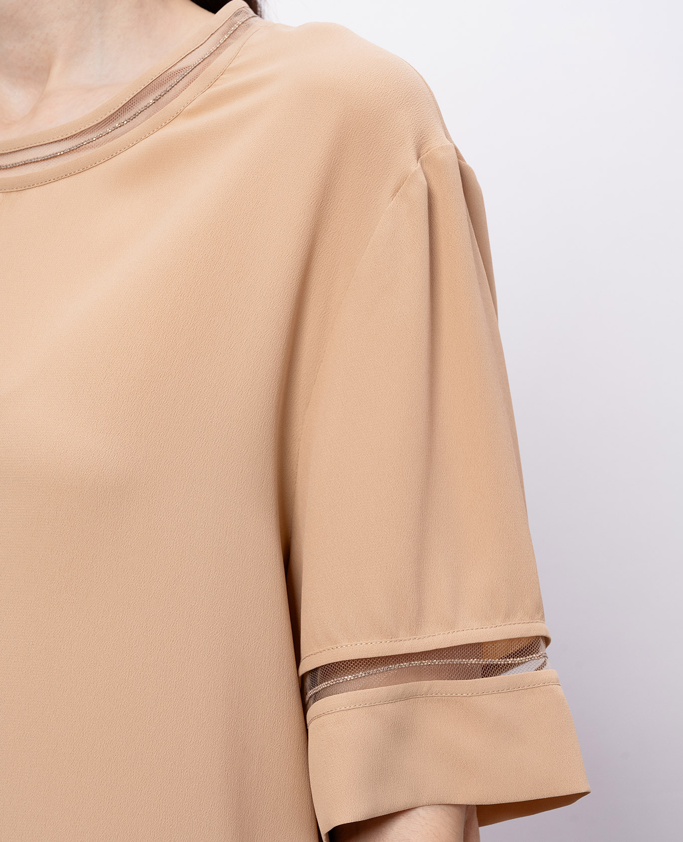 

Brown silk blouse with monil chain Fabiana Filippi