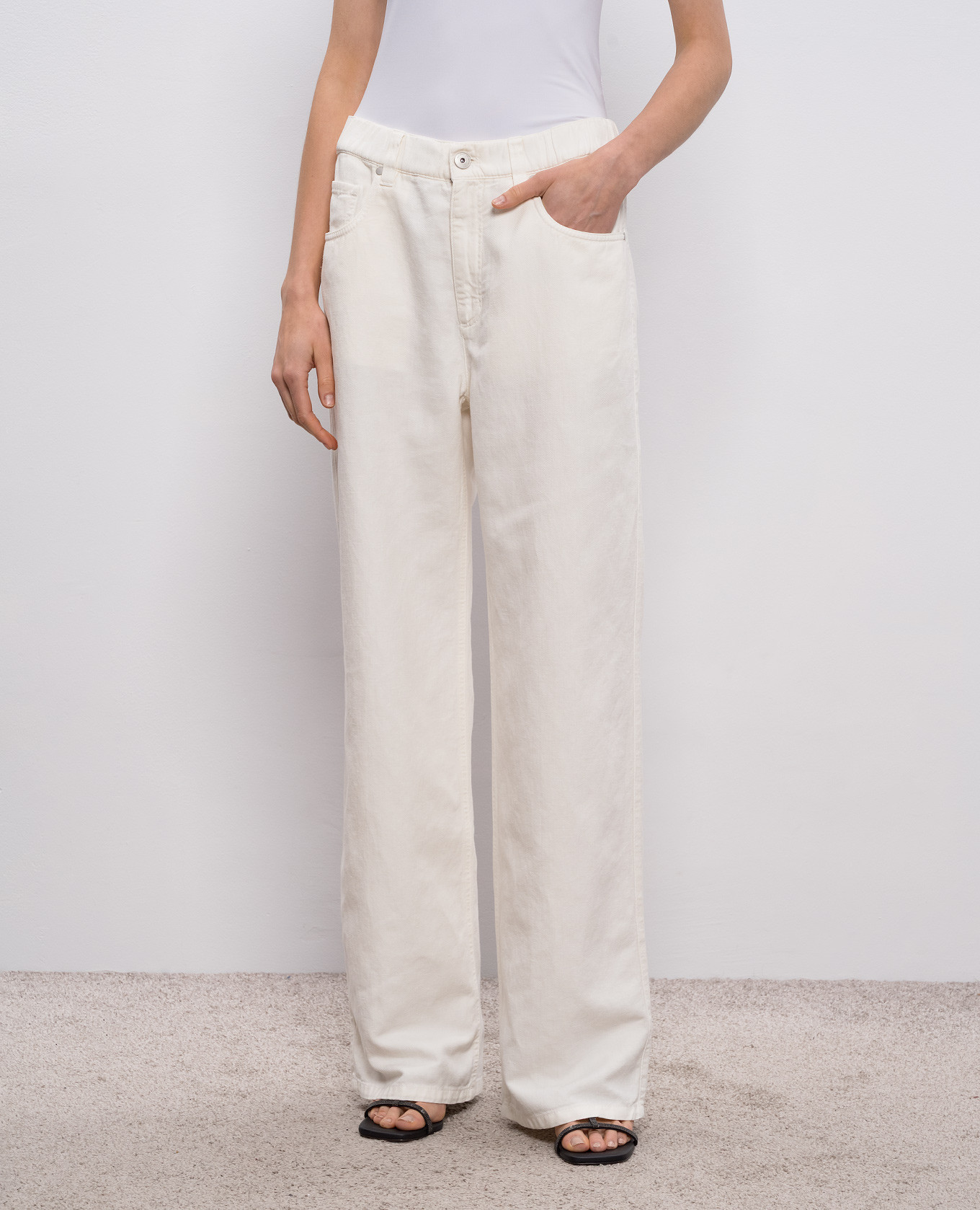 White jeans with linen Brunello Cucinelli 3