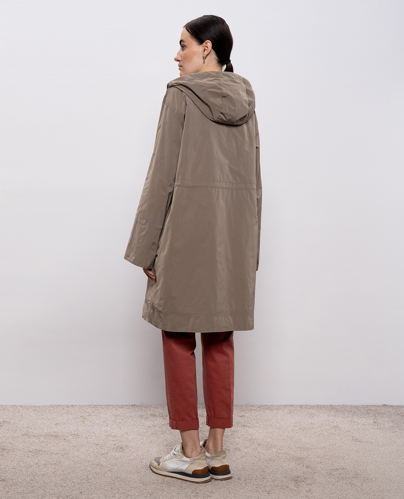 

Khaki raincoat Peserico