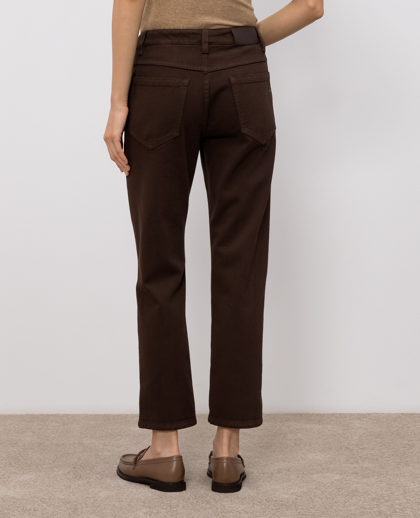 Brown jeans with logo patch Brunello Cucinelli 4