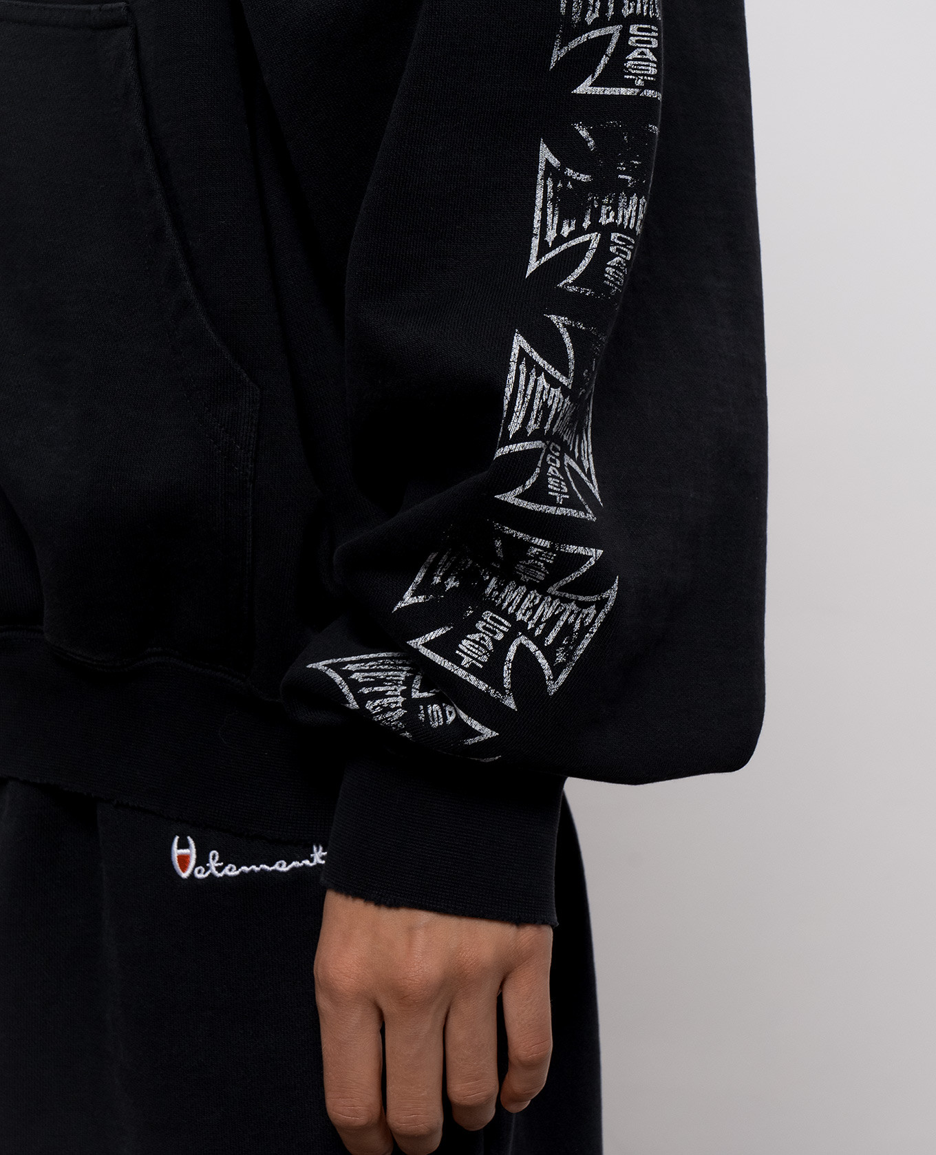 Black sports jacket with branded print Vetements 5