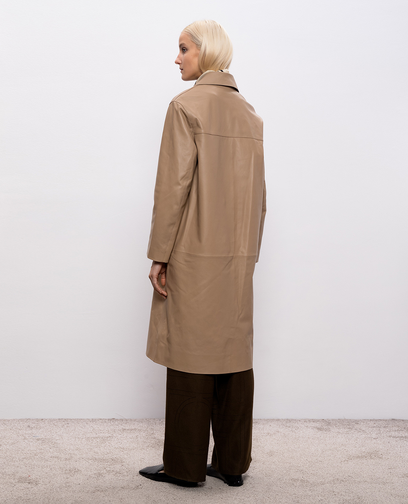 Beige leather coat Yves Salomon 4